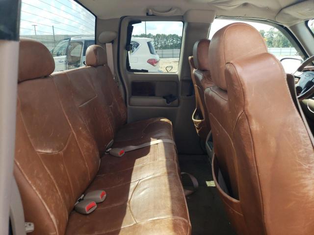 Photo 10 from auction – 2004 CHEVROLET SILVERADO with VIN 1GCEC19T14Z201942