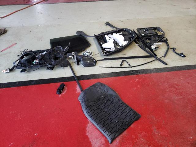 Photo 13 from auction – 2011 JEEP GRAND CHER with VIN 1J4RR4GG3BC570254