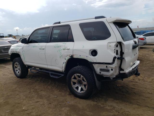 Photo 2 from auction – 2015 TOYOTA 4RUNNER SR with VIN JTEBU5JR2F5273357