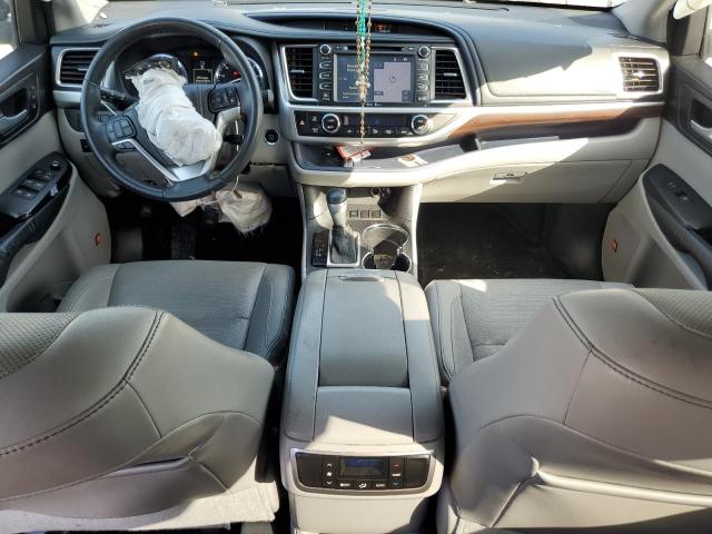 Photo 8 from auction – 2015 TOYOTA HIGHLANDER with VIN 5TDYKRFH4FS066717