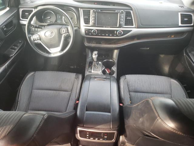 Photo 8 from auction – 2016 TOYOTA HIGHLANDER with VIN 5TDBKRFHXGS255766