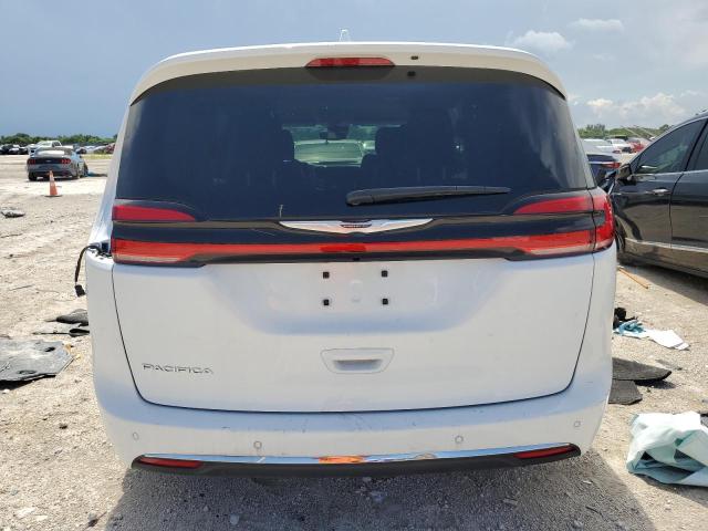 Photo 6 from auction – 2022 CHRYSLER 200 with VIN 2C4RC1BGXNR114082