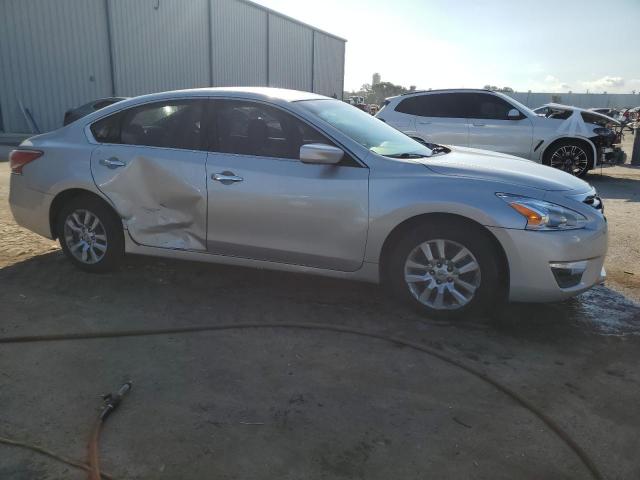 Photo 4 from auction – 2013 NISSAN ALTIMA 2.5 with VIN 1N4AL3AP2DC170458