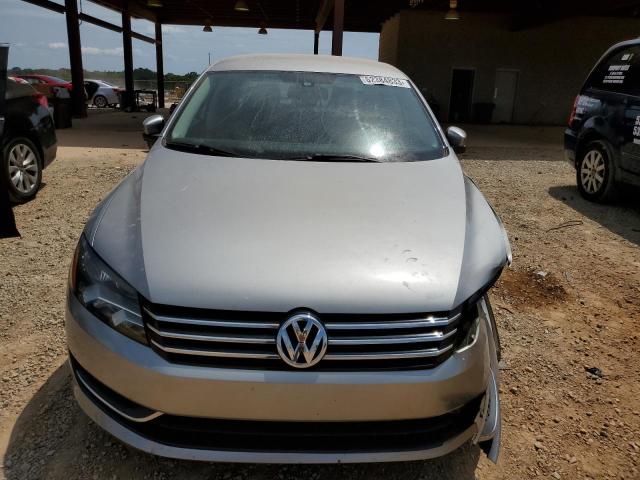 Photo 5 from auction – 2014 VOLKSWAGEN PASSAT S with VIN 1VWAT7A38EC040567