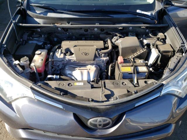 Photo 11 from auction – 2018 TOYOTA RAV4 LE with VIN JTMBFREV0JJ237471