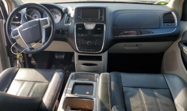 Photo 8 from auction – 2012 CHRYSLER TOWN & COU with VIN 2C4RC1BG5CR289594