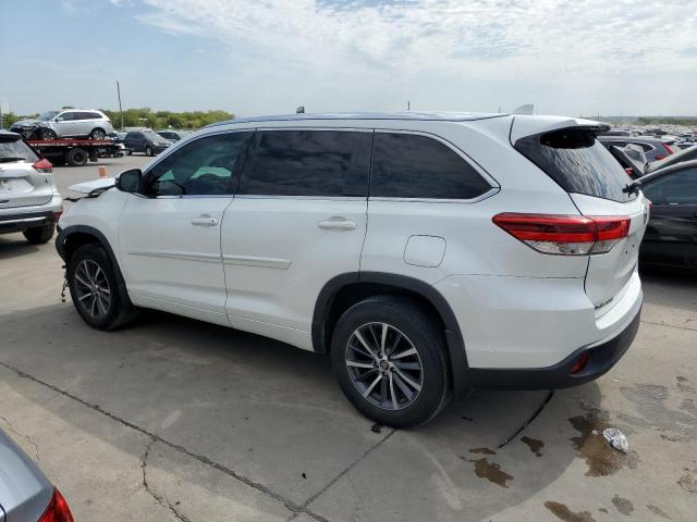 Photo 2 from auction – 2018 TOYOTA HIGHLANDER with VIN 5TDJZRFH8JS538679