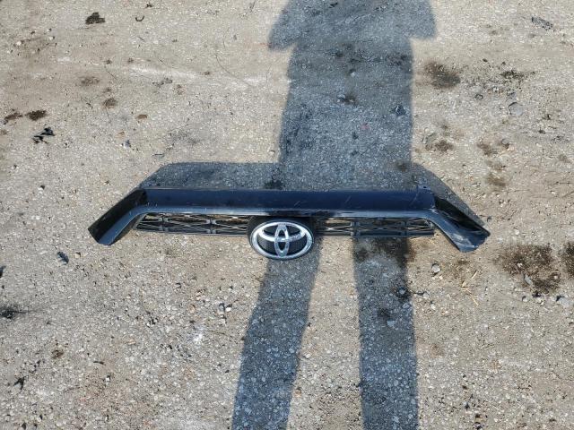 Photo 13 from auction – 2019 TOYOTA 4RUNNER SR with VIN JTEBU5JR6K5707662