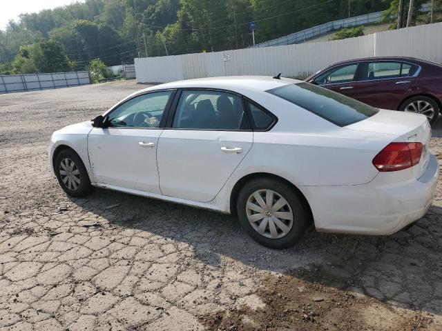 Photo 2 from auction – 2013 VOLKSWAGEN PASSAT S with VIN 1VWAP7A31DC082274