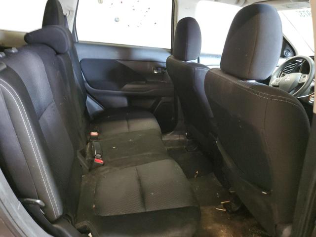Photo 11 from auction – 2018 MITSUBISHI OUTLANDER with VIN JA4AZ3A36JZ043799