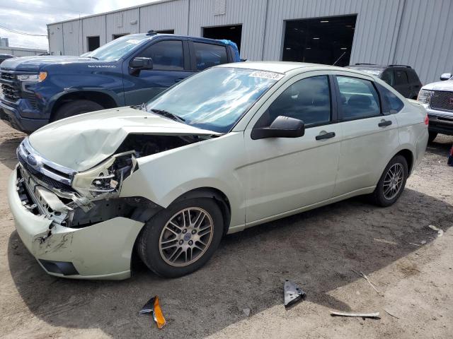 FORD FOCUS SE 2010 with VIN 1FAHP3FN7AW228584 - Photo from auction