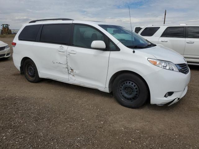 Photo 4 from auction – 2011 TOYOTA SIENNA XLE with VIN 5TDYK3DC6BS134756