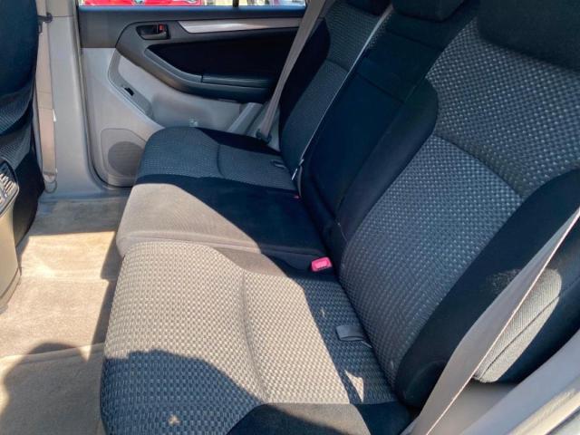 Photo 6 from auction – 2006 TOYOTA 4RUNNER SR with VIN JTEBU14R668067820