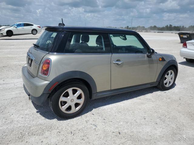 Photo 3 from auction – 2009 MINI COOPER with VIN WMWMF33539TW71440