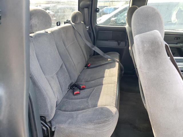 Photo 10 from auction – 2006 CHEVROLET SILVERADO with VIN 1GCEC19T16Z221854
