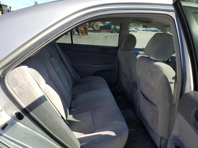 Photo 10 from auction – 2004 TOYOTA CAMRY LE with VIN 4T1BF30K84U077963