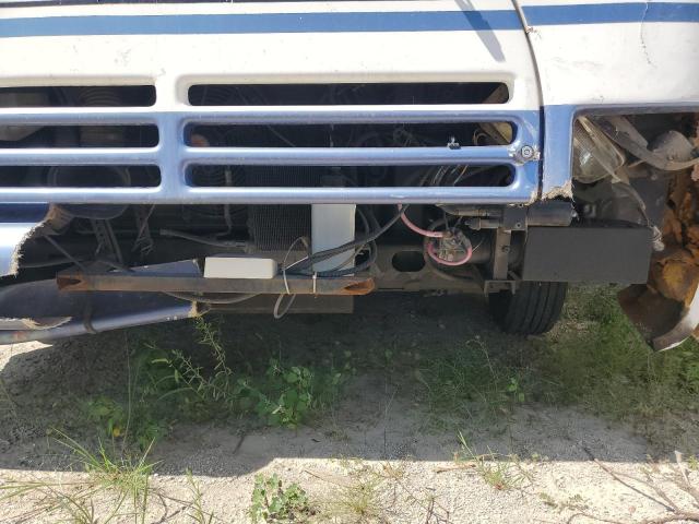 Photo 10 from auction – 2000 WORKHORSE CUSTOM CHASSIS MOTORHOME with VIN 5B4LP37J5Y3316115