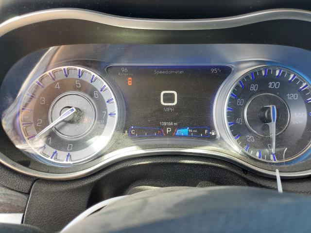 Photo 9 from auction – 2015 CHRYSLER 300 LIMITE with VIN 2C3CCAAGXFH872149
