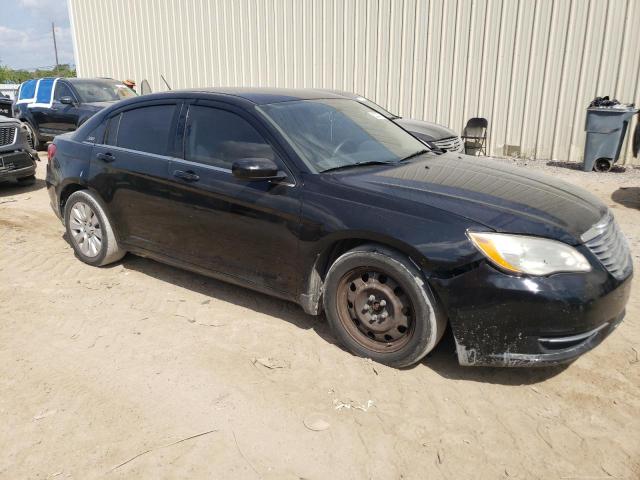 Photo 4 from auction – 2013 CHRYSLER 200 LX with VIN 1C3CCBAB4DN640998