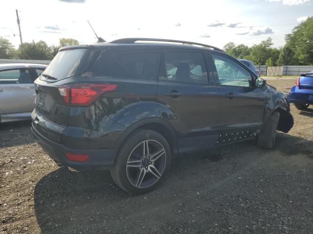 Photo 3 from auction – 2019 FORD ESCAPE SEL with VIN 1FMCU9HD8KUA76103