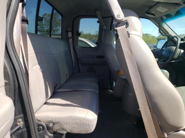 Photo 10 from auction – 2000 FORD F150 with VIN 1FTRX18L0YKA20529