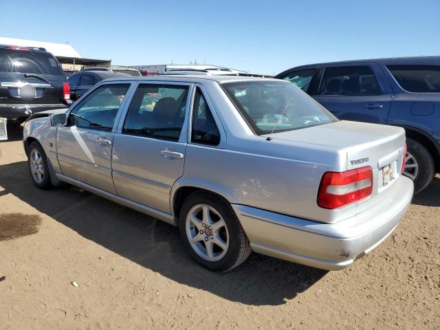 Photo 2 from auction – 2000 VOLVO S70 BASE with VIN YV1LS61J9Y2656385