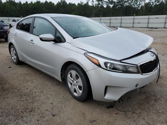 Photo 4 from auction – 2017 KIA FORTE LX with VIN 3KPFL4A76HE101325