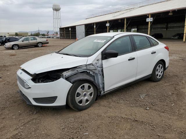 FORD FOCUS S 2015 with VIN 1FADP3E21FL348749 - Photo from auction