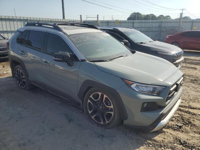 Photo 4 from auction – 2019 TOYOTA RAV4 ADVEN with VIN 2T3J1RFV8KW009696