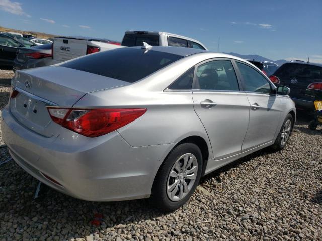 Photo 3 from auction – 2012 HYUNDAI SONATA GLS with VIN 5NPEB4AC8CH337586