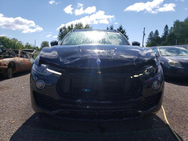 Photo 5 from auction – 2017 MASERATI LEVANTE S with VIN ZN661YUL3HX220194