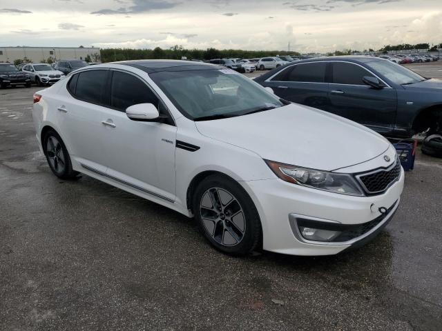 Photo 4 from auction – 2013 KIA OPTIMA HYB with VIN KNAGM4AD0D5057395