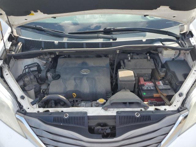 Photo 12 from auction – 2011 TOYOTA SIENNA XLE with VIN 5TDYK3DC4BS140510