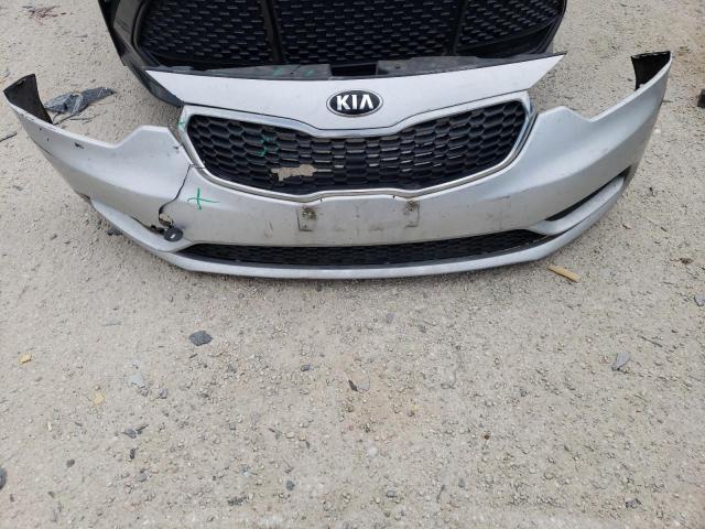 Photo 12 from auction – 2016 KIA FORTE LX with VIN KNAFK4A62G5501299