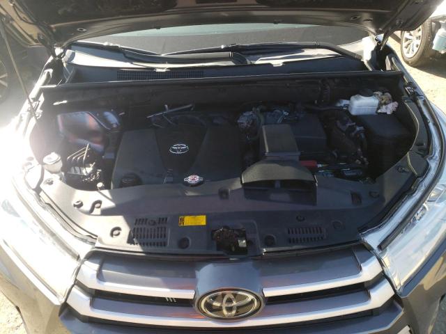 Photo 11 from auction – 2019 TOYOTA HIGHLANDER with VIN 5TDJZRFH9KS570073