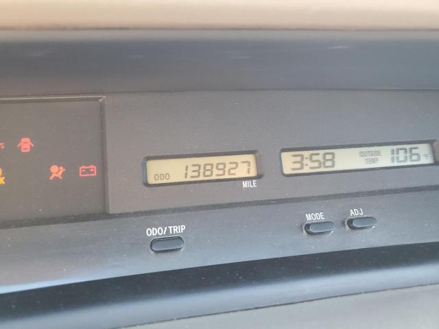 Photo 9 from auction – 2002 TOYOTA AVALON XL with VIN 4T1BF28B32U255838