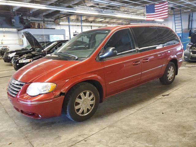 CHRYSLER TOWN & COU 2005 with VIN 2C8GP64L55R457268 - Photo from auction