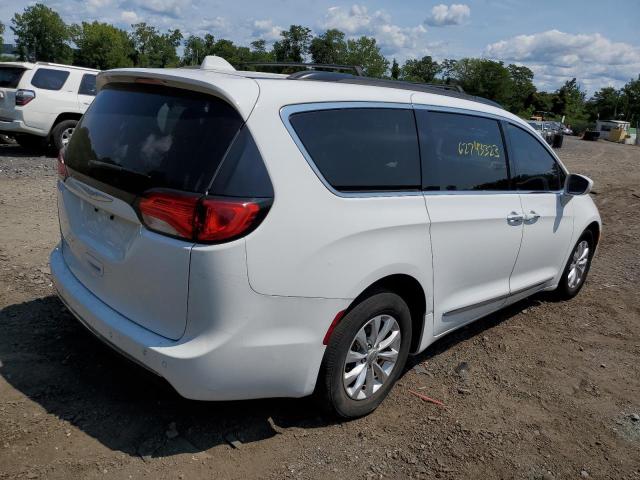 Photo 3 from auction – 2017 CHRYSLER PACIFICA T with VIN 2C4RC1BG1HR721900