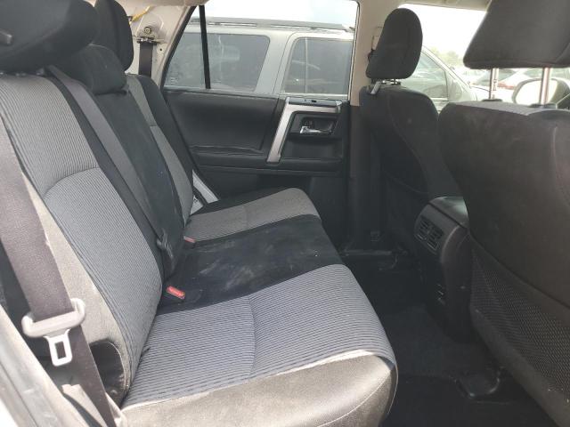 Photo 11 from auction – 2018 TOYOTA 4RUNNER SR with VIN JTEBU5JR0J5583502