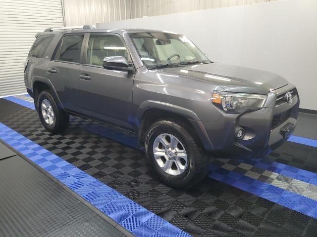 Photo 4 from auction – 2022 TOYOTA 4RUNNER SR with VIN JTEMU5JRXN5977586