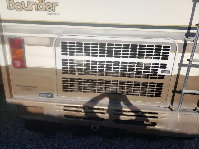Photo 7 from auction – 1999 FREIGHTLINER CHASSIS X with VIN 4UZ6XFBC0XCF77957