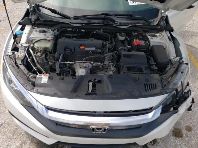 Photo 11 from auction – 2018 HONDA CIVIC EX with VIN 19XFC2F75JE011277
