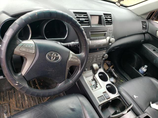 Photo 8 from auction – 2010 TOYOTA HIGHLANDER with VIN 5TDKK3EH8AS022975