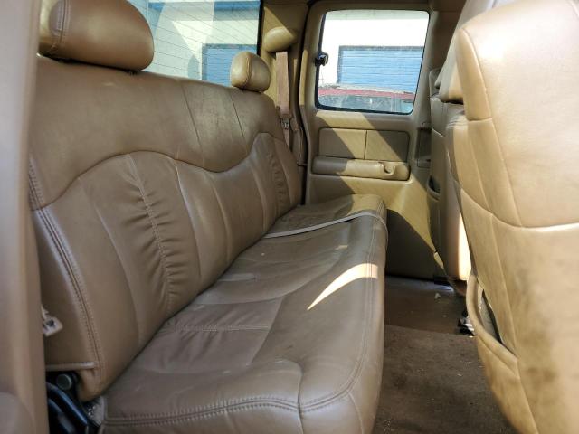 Photo 10 from auction – 2000 CHEVROLET SILVERADO with VIN 1GCEK19T7YE365759
