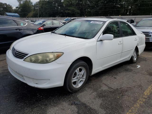 TOYOTA CAMRY LE 2005 with VIN 4T1BE32K05U598631 - Photo from auction