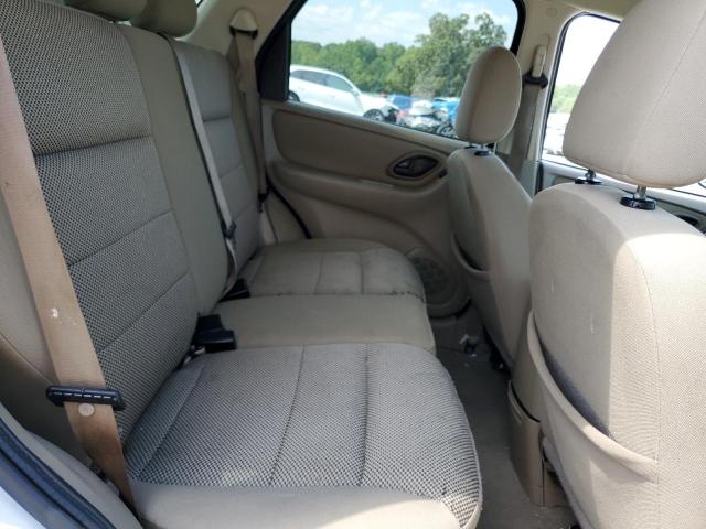 Photo 11 from auction – 2005 FORD ESCAPE XLT with VIN 1FMYU93115KA11404