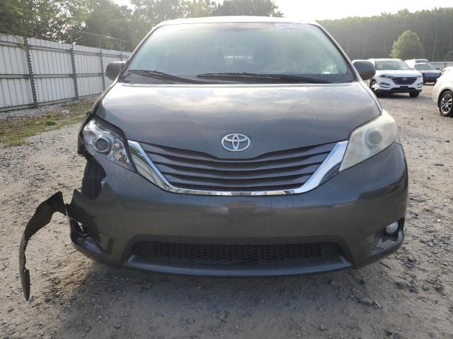 Photo 5 from auction – 2012 TOYOTA SIENNA XLE with VIN 5TDYK3DC6CS178659