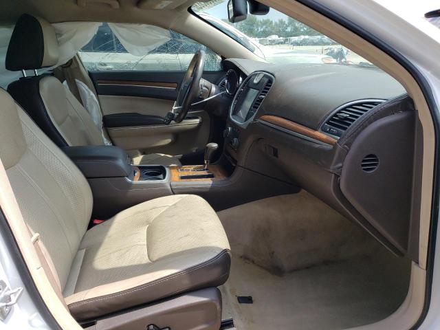 Photo 7 from auction – 2013 CHRYSLER 300C LUXUR with VIN 2C3CCAST8DH544947