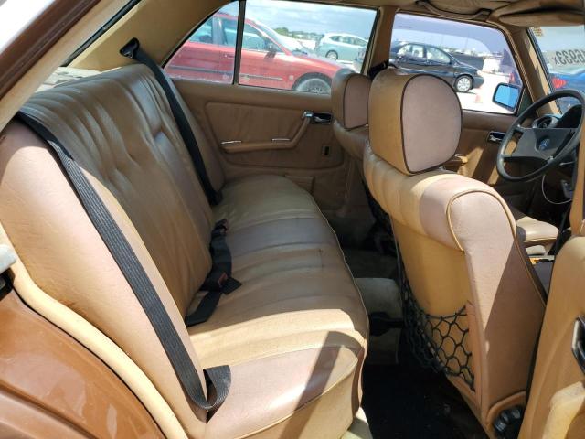 Photo 10 from auction – 1983 MERCEDES-BENZ 240 D with VIN WDBAB23A2DB406644