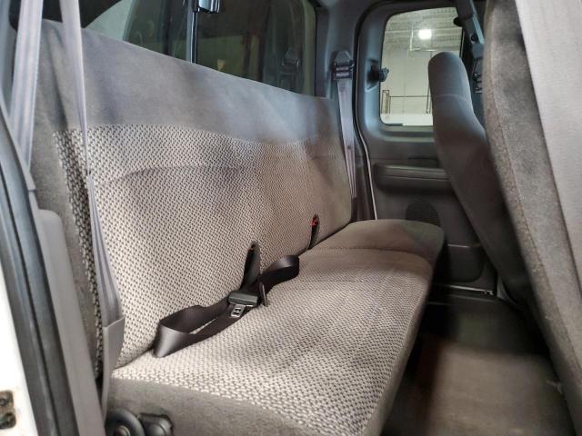 Photo 10 from auction – 2000 FORD F150 with VIN 1FTRX18L7YKB50307